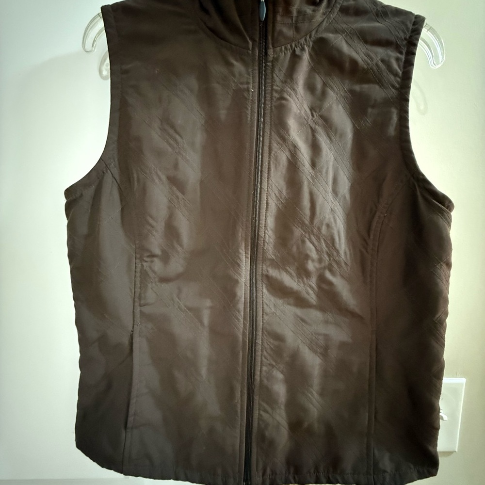 Columbia Women's Quilted Dark Brown Vest- Size M
